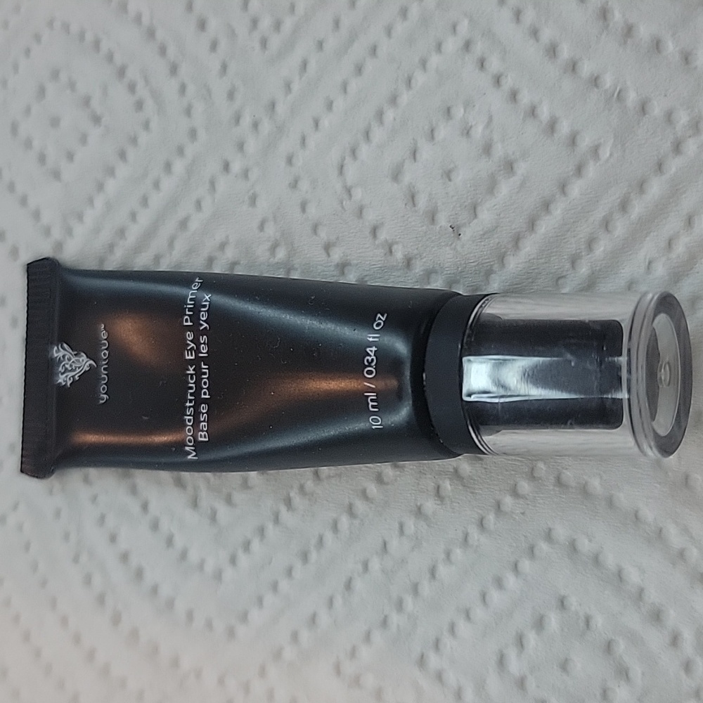 Younique Moodstruck Eye Primer. Used.